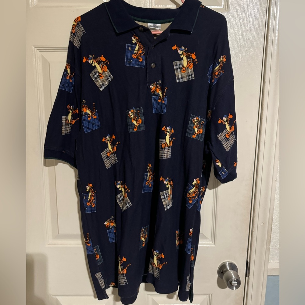 Disney Tigger vintage button up